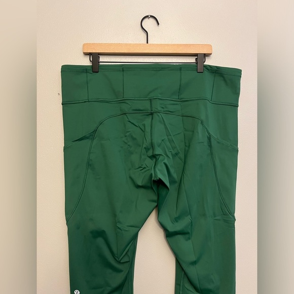 Lululemon Fast and Free High-Rise Tight 25" - Size 20 - Picture 9 of 16